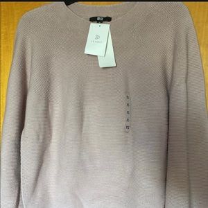 Uniqlo Sweater